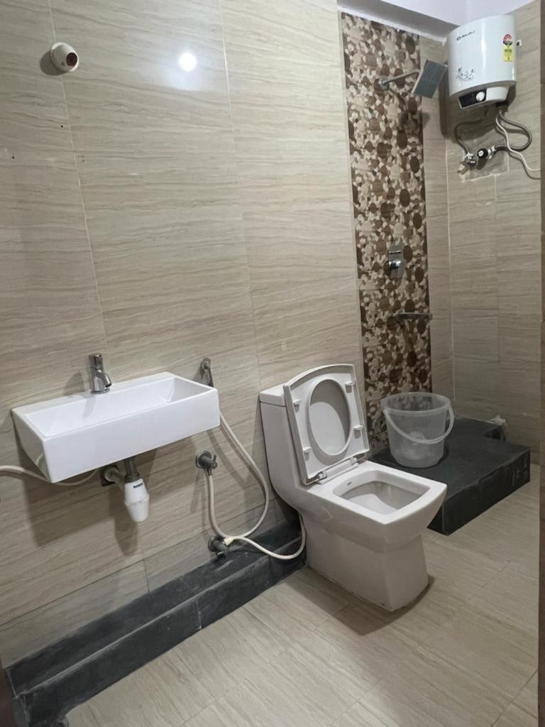 Beach Town Hotel Visakhapatnam Eksteriør bilde