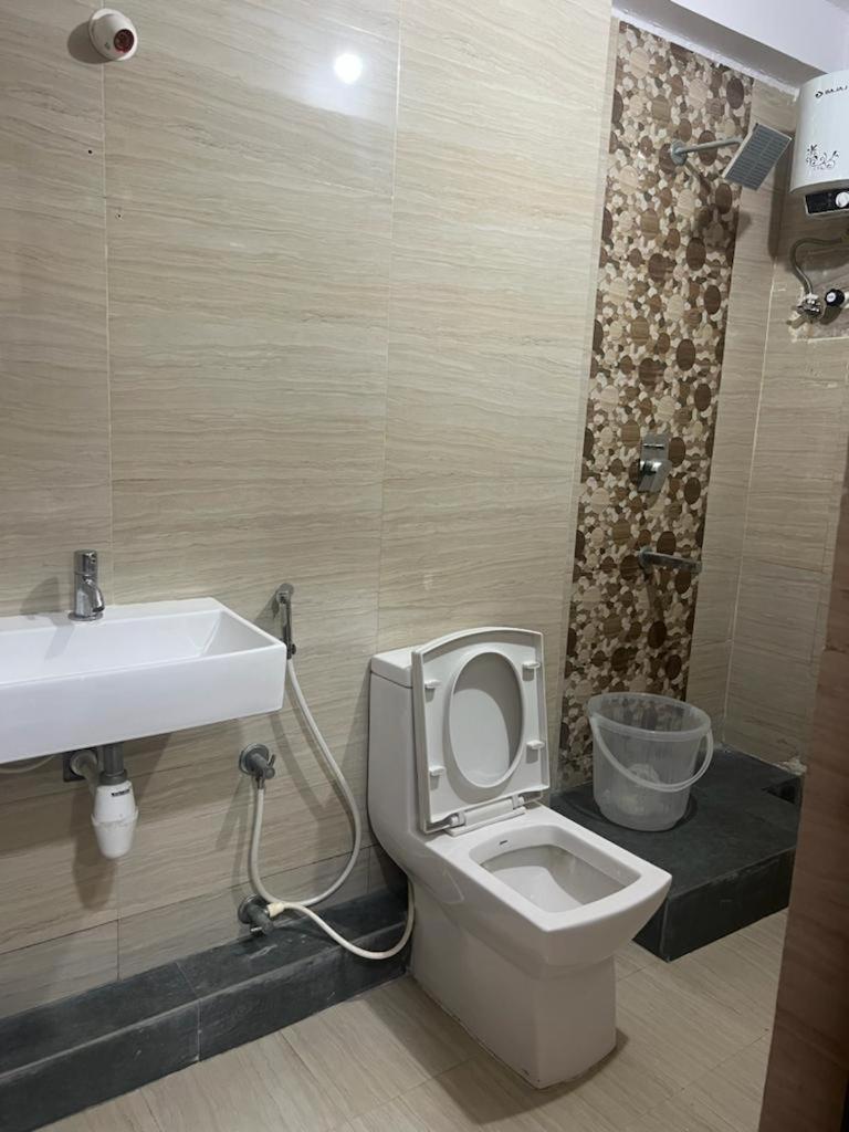 Beach Town Hotel Visakhapatnam Eksteriør bilde